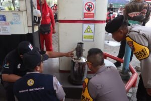 Jelang Mudik Lebaran Polres Pasuruan Kota Gandeng UPTD Metrologi Sidak SPBU Antisipasi Kecurangan