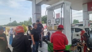 Satreskrim Polres Kediri Sidak SPBU Jelang Arus Balik Lebaran