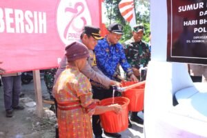 Bahagianya Warga Karanganyar Dapat Kado Sumur Bor di Hari Bhayangkara ke -78 dari Polres Ngawi