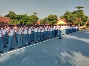 Motivasi Pelajar, Kapolsek Jetis Jadi Irup di SMK Negeri 1 Jetis