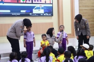 Polisi Sahabat Anak, Polres Kediri Terima Kunjungan TK PKK Sidomulyo Purwoasri