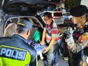 Guna Jaga Situasi Akhir Pekan Tetap Kondusif Paska Ops Lilin, Polres Kediri Kota Gelar Ops Cipkon Dini Hari
