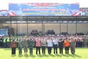Wujud Kesiapan Amankan Mudik Lebaran Kapolres Mojokerto Kota Pimpin APEL Gelar Pasukan Ops Ketupat