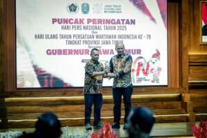 Kapolda Jatim Raih Penghargaan Prapanca Award di Puncak HPN 2025
