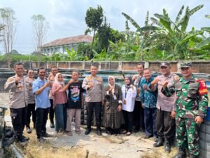 Kapolres Kediri Kota Kunjungi Sentra P2B dan Temui Petani-Peternak di Kecamatan Pesantren
