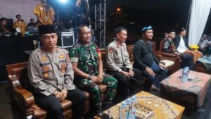 Kapolsek Krian Hadiri Pagelaran Mahakarya Seni di Ponpes Al Amanah Junwangi Krian