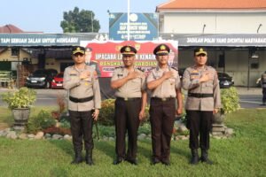37 Tahun Mengabdi, 2 Anggota Polres Mojokerto Kota Naik Pangkat