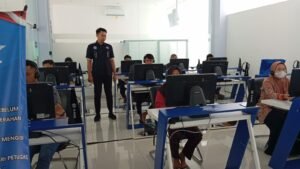 SIM Bolo Bhabin, Jurus Baru Polres Pacitan Permudah Warga Urus Surat Izin Mengemudi