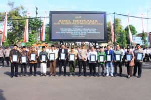 Polres Kediri Kota Apresiasi 62 Personel Berprestasi 13 Mitra Polri Terima Penghargaan atas Dukungan Kamtibmas