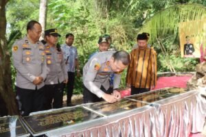 Polri Untuk Masyarakat : Polres Tulungagung Bangun 22 Sumur Bor Untuk Warga Antisipasi Krisis Air Bersih
