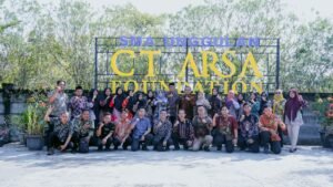 Bupati dan Wabup Gresik Ajak Guru Sekolah Rakyat Studi Tiru ke CT Arsa Foundation untuk Persiapan Sekolah Rakyat