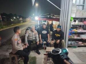 Polsek Krian Beri Himbauan Pemilik Kafe untuk Tidak Menjual Minuman Keras