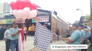 ‎Gelar Jalan Sehat Memperingati HUT RI ke 80, Kades Wringinanom Melepas Balon Tanda Start Dimulai