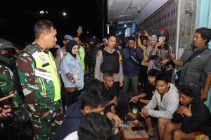 Forkopimda Kota Kediri Ciptakan Situasi Kondusif Pasca Kerusuhan dengan menggelar Patroli Skala besar