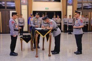 Kapolri Pimpin Sertijab Sejumlah Pejabat Tinggi Polri, Tegaskan Komitmen Penguatan Kinerja dan Regenerasi Kepemimpinan