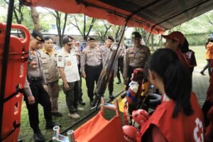 Polres Kediri Kota Gelar Apel Kesiapan Tanggap Darurat Bencana Hidrometeorologi Tahun 2025