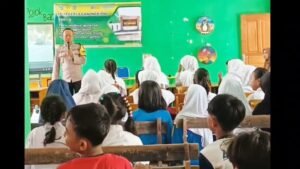 Unit Binmas Polsek Nganjuk Kota Beri Penyuluhan Wawasan Kebangsaan dan Bahaya Cyber Bullying