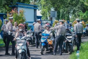 Operasi Zebra Semeru Polres Jember Maksimalkan Edukasi Tertib Lalin