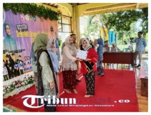 Wisuda SOTH BKB “Mutiara Hati” Desa Kandangan Perkuat Peran Orang Tua dalam Pendidikan Anak