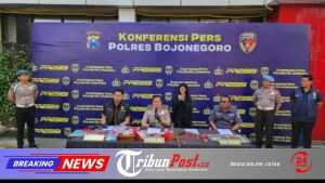 Polres Bojonegoro Amankan Tersangka Pengoplos LPG Subsidi 3 Kg dan Ratusan Tabung Gas