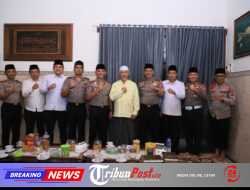 Kapolres Kediri Kota Silaturahmi ke Pengasuh Ponpes Lirboyo, Perkuat Sinergi Polri dan Ulama