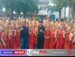 SMAN 1 Tanjunganom Bebas Pungli! Kepala Sekolah Berikan Seragam Sekolah Cuma” .NGANJUK