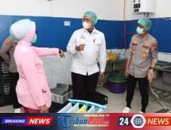 Pastikan Higienis, Kapolres Malang Cek Pilot Project MBG Konsep Prasmanan