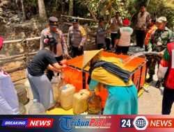 Sinergi Lintas Instansi, Polres Ponorogo Salurkan Bantuan Air Bersih untuk Warga Desa Tumpuk