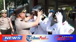 Polisi Bersama Masyarakat: Aksi Simpatik Polres Jember Edukasi Keselamatan Berkendara