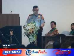 Wakapolda Jatim Gelar Minggu Kasih di GKJW Waru Sidoarjo, Ingatkan Bahaya Hoaks dan Bullying
