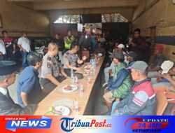 Cangkrukan Kamtibmas, Kapolres Pelabuhan Tanjung Perak Serap Aspirasi Pekerja Pasar Pabean